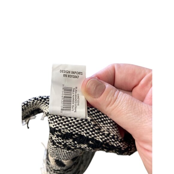 Design Imports Tribal Scarf Cream/Black One Size - Picture 4 of 14